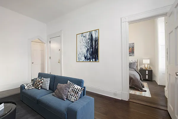 Rented by R New York | media 38