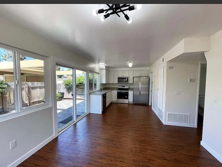 5168 Fino Dr — Photo 2