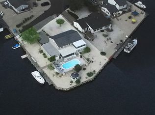 101 Dune Ln, Barnegat, NJ 08005