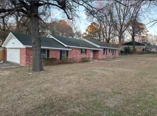 1829 Azalea St, Gilmer, TX 75644
