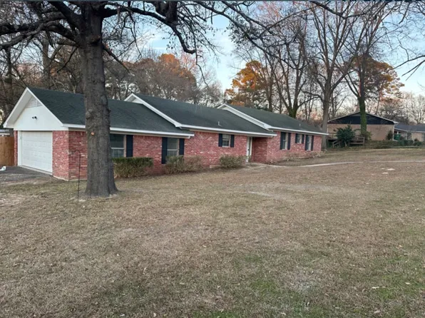 1829 Azalea St, Gilmer, TX 75644