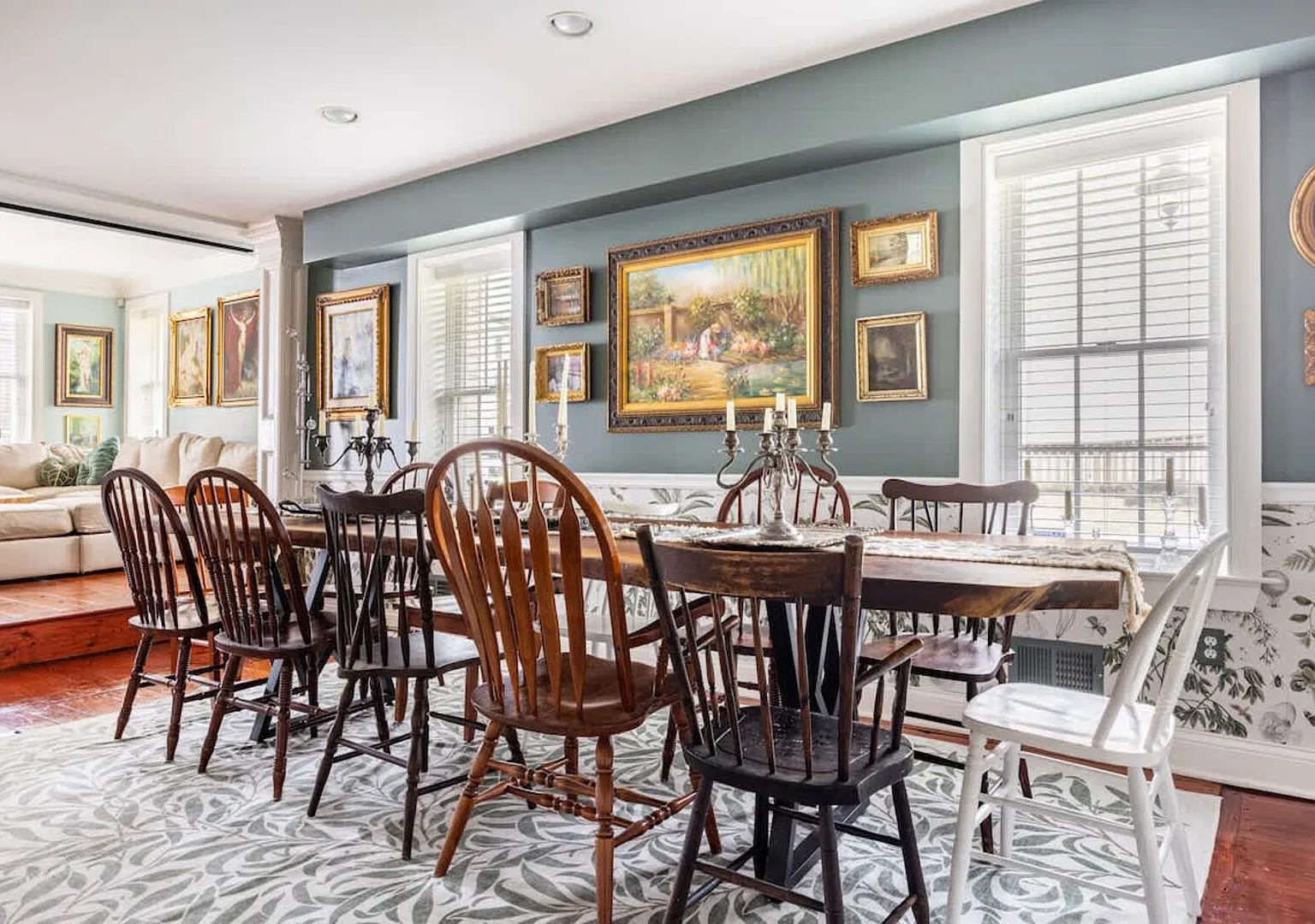 Unique Luxury Central Historic Landmark Home — Photo 3