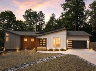 257 Gallery Ct, Ellijay, GA 30540