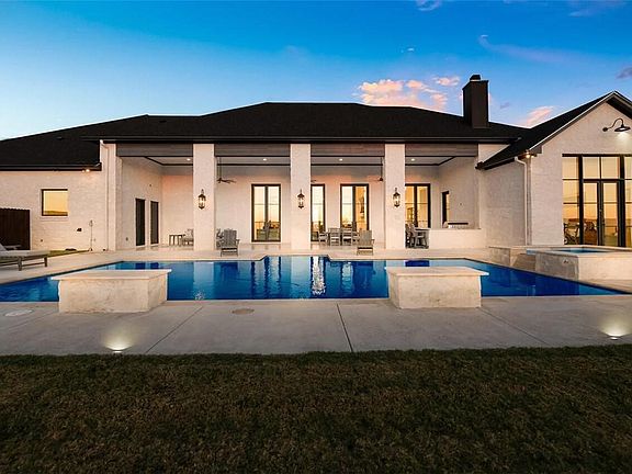 2nd image of 134 Sunflower St