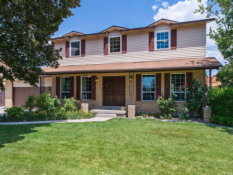 1st image of 801 E Silver Sage Dr