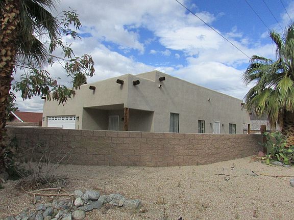 2nd image of 53960 Avenida Herrera
