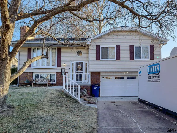 417 S 150th Cir, Omaha, NE 68154