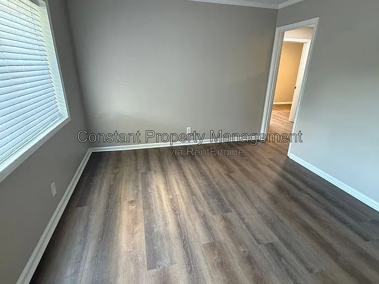 4263 Ayers Rd #4265 — Photo 2