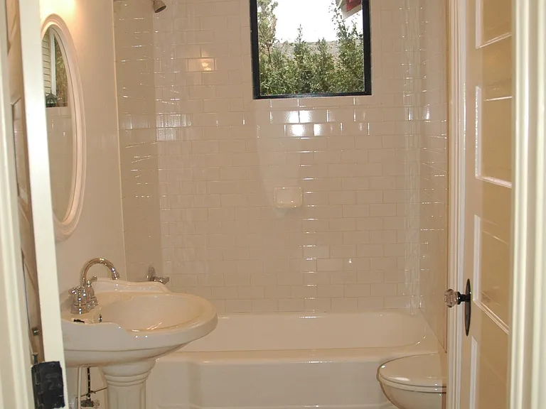 5609 N Suwanee Ave — Photo 5