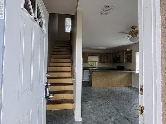 2nd image of 48 Grant St #C