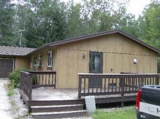 N2523 W Range Line Rd, Marion, WI 54950