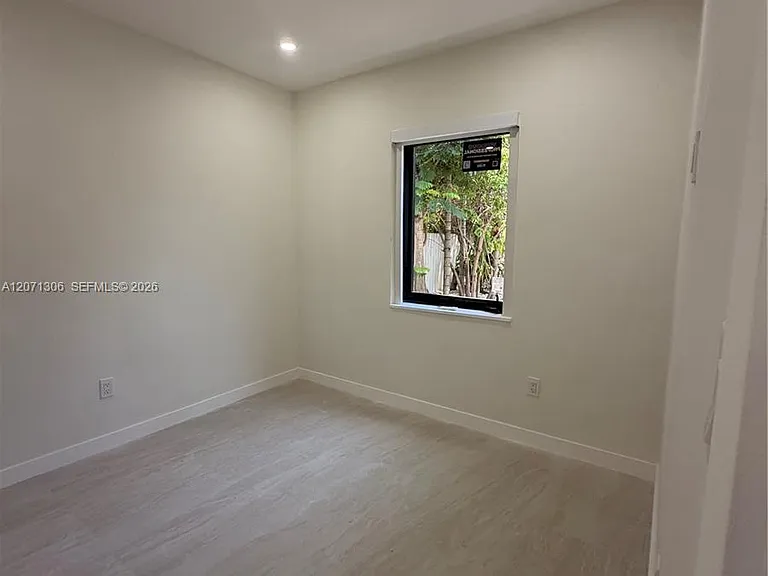 3680 NW 16th St — Photo 8
