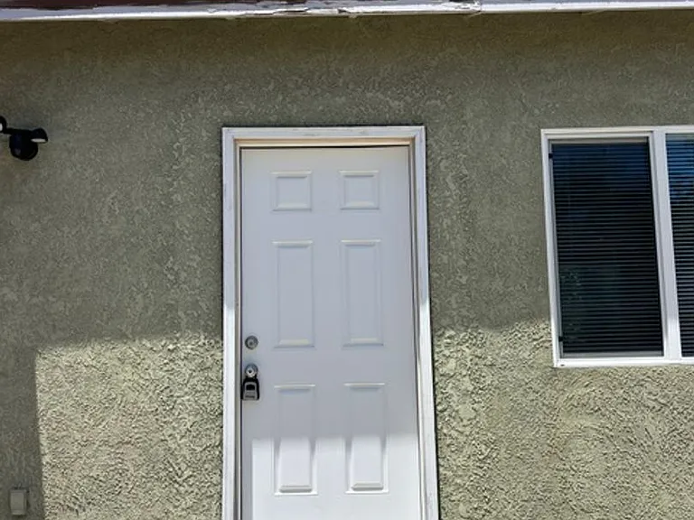 155 N Bitterbush St #B — Photo 17