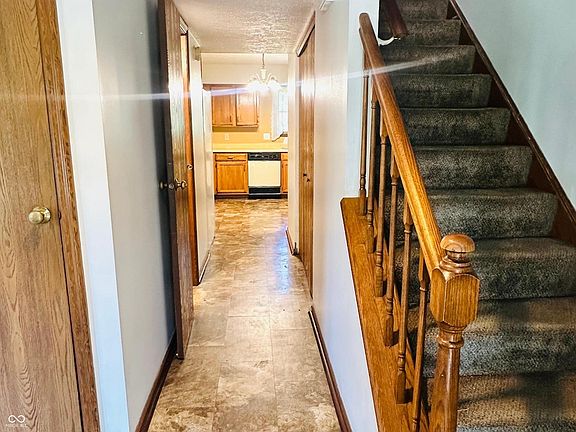3rd image of 9349 Haddington Dr W