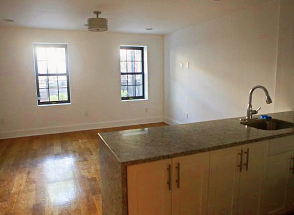 2nd image of 1173 Jefferson Ave #1