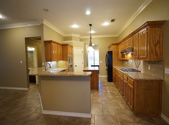 4th image of 8228 San Simon St