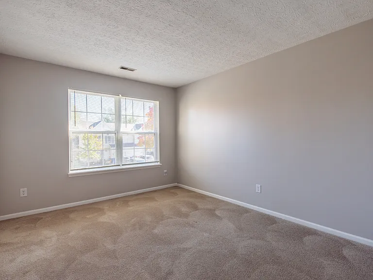 484-486 Applegate Ln — Photo 25