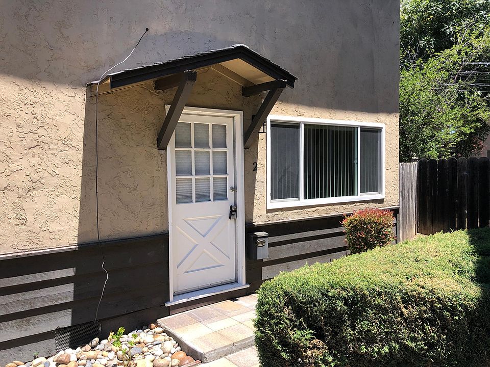 1st image of 10362 Greenwood Ct APT 1