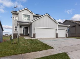75 SE Pembrooke Ln, Waukee, IA 50263