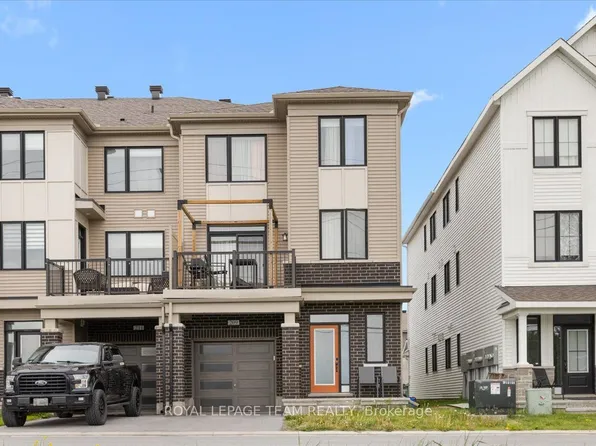 209 Hibernian Walk, Ottawa, ON K2V 0R6