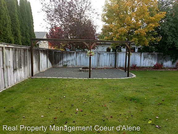 3rd image of 5768 N Toulon Dr