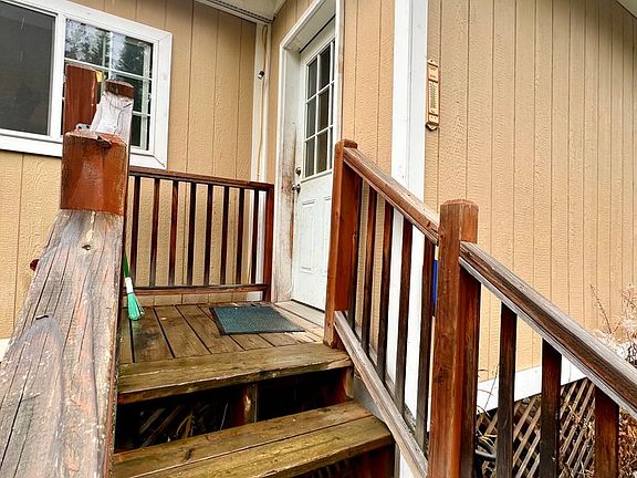 3rd image of 2760 King Arthur Way