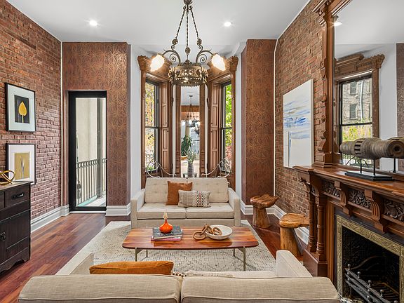 2nd image of 145 W 126th St #1