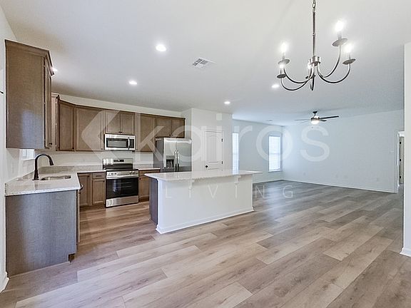 4th image of 100 Acoustic Ln