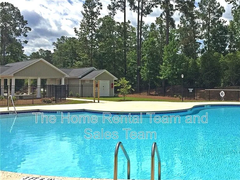 156 Cottonham Ct — Photo 35