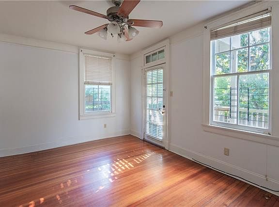 5th image of 2108 Broadway St APT 9