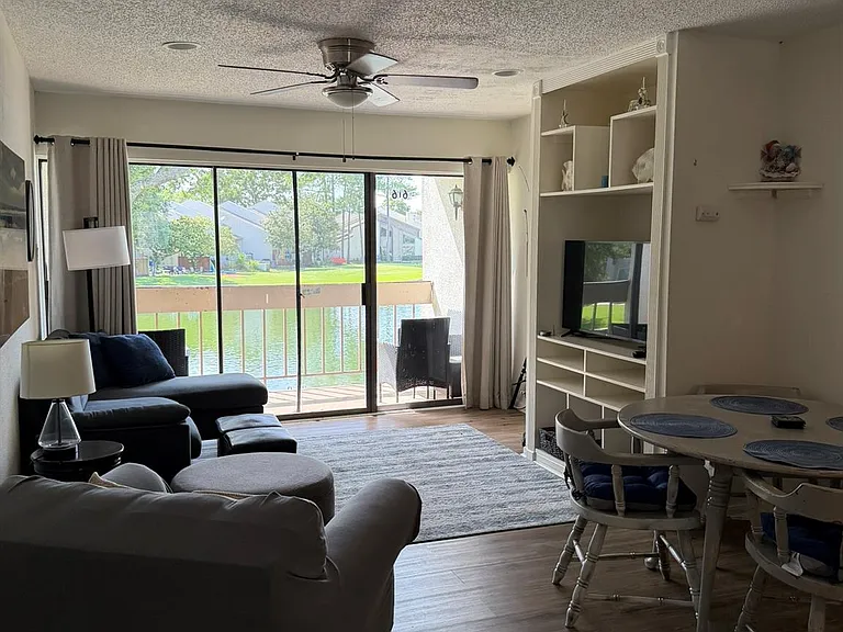 12100 Melville Dr #616 — Photo 6