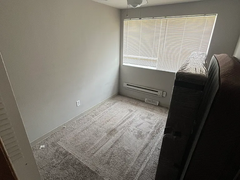 17745 Lakeshore Blvd #8 — Photo 7