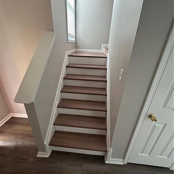 121 Stoneforest Dr — Photo 24