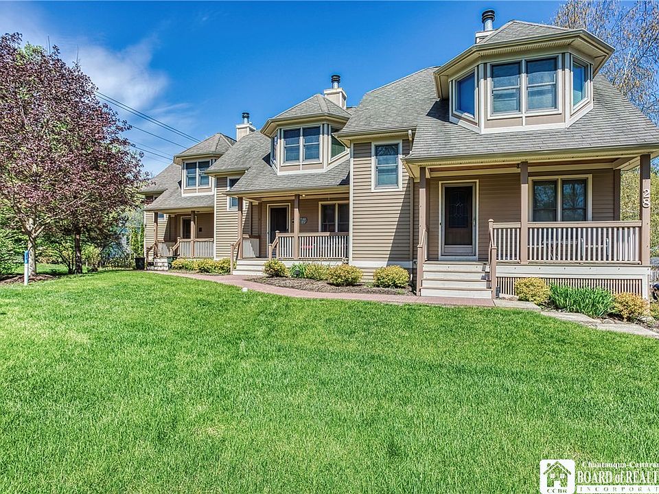 1st image of 28 Elm Ln #2