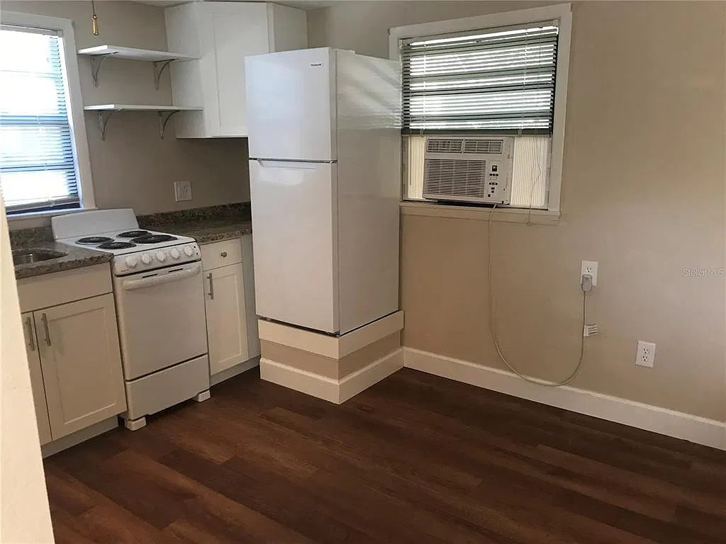 1 bed, 1.0 bath, 1000 sqft, $1,200 — Photo 3