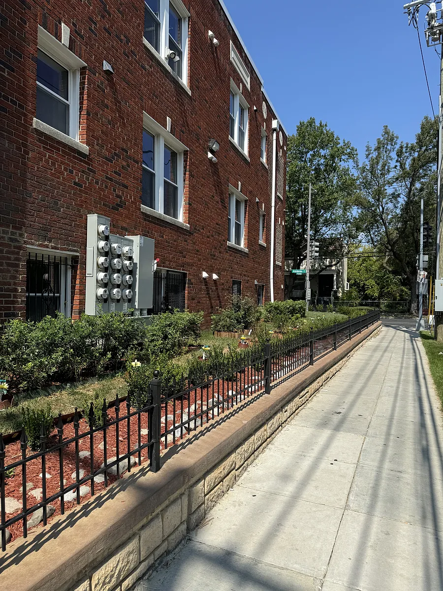 Building Photo - 747 Alabama Ave SE