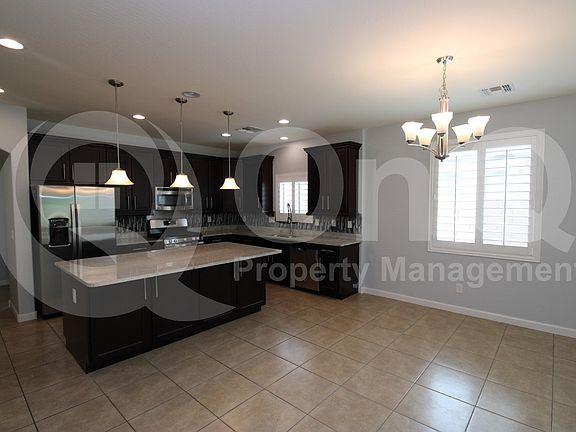 4th image of 7562 W Tierra Buena Ln