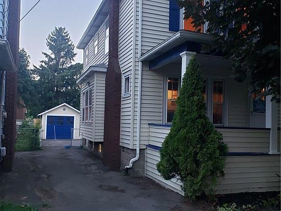 4th image of 2447 Cleveland Ave