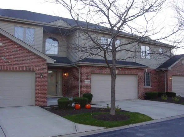 9403 Dundee Pl, Tinley Park, IL 60487