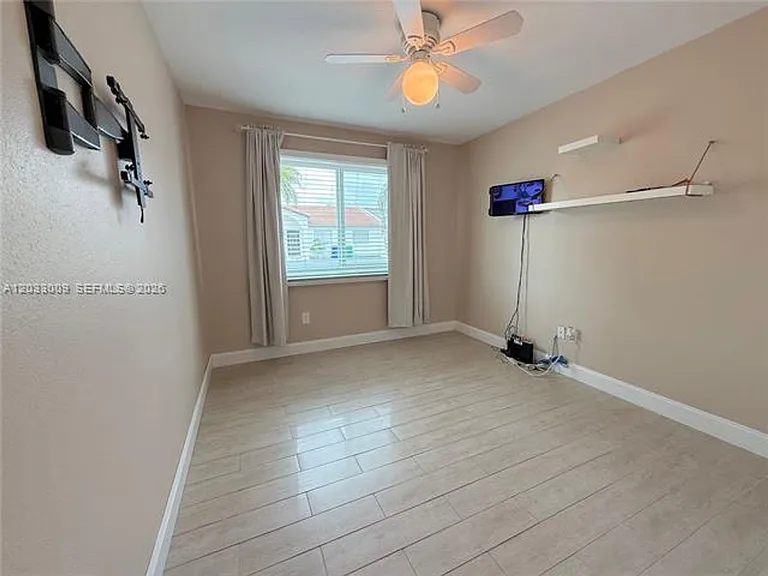 7675 NW 181st St — Photo 14