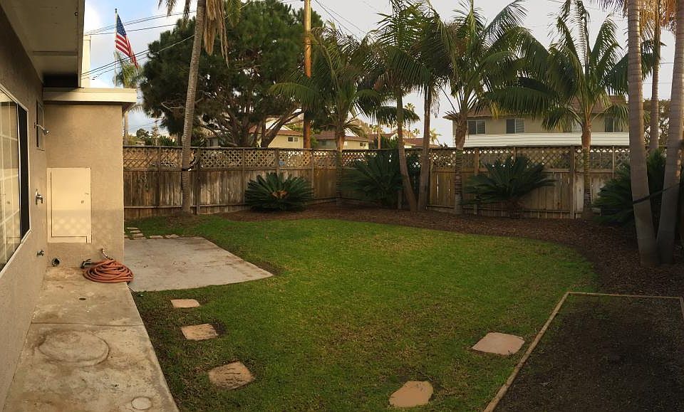 Beautiful, Private, Large Yard