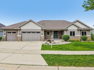 1405 Emerald Ct, Waunakee, WI 53597