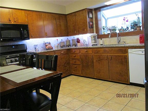 3rd image of 506 Sieber Ave