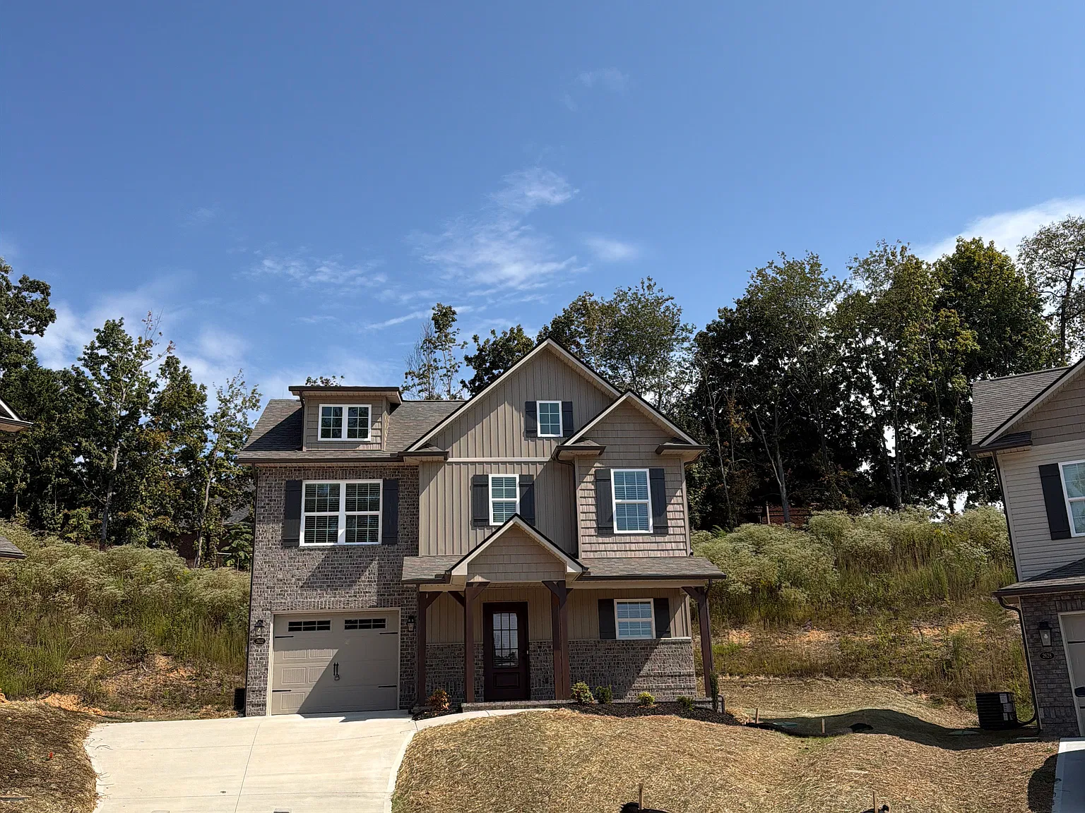 3 bed, 2.5 bath, 1505 sqft, $2,000 — Photo 3