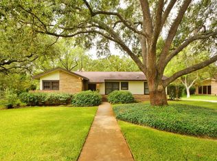 930 S Pecan Ave, Luling, TX 78648