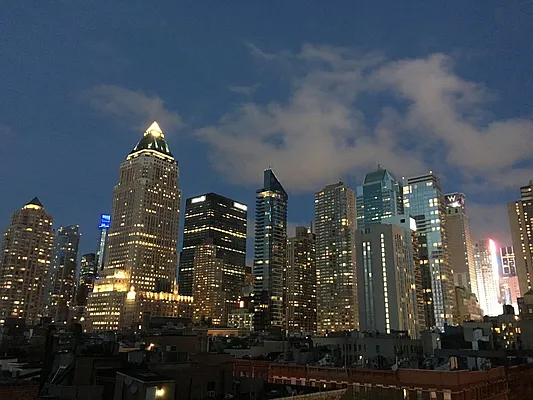 Rented by Douglas Elliman | media 19