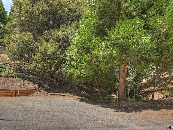 3rd image of 31070 Old City Creek Rd