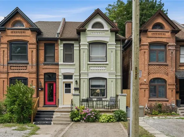 22 Spring St, Hamilton, ON L8N 2N9