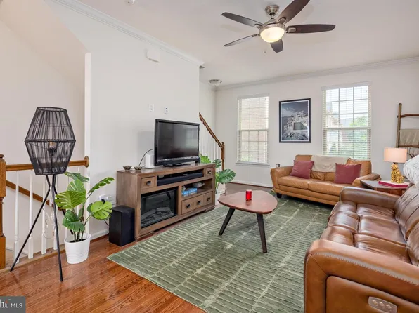 836 S Macon St, Baltimore, MD 21224