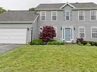 37 Apple Tree Ln, Wilton, NY 12831